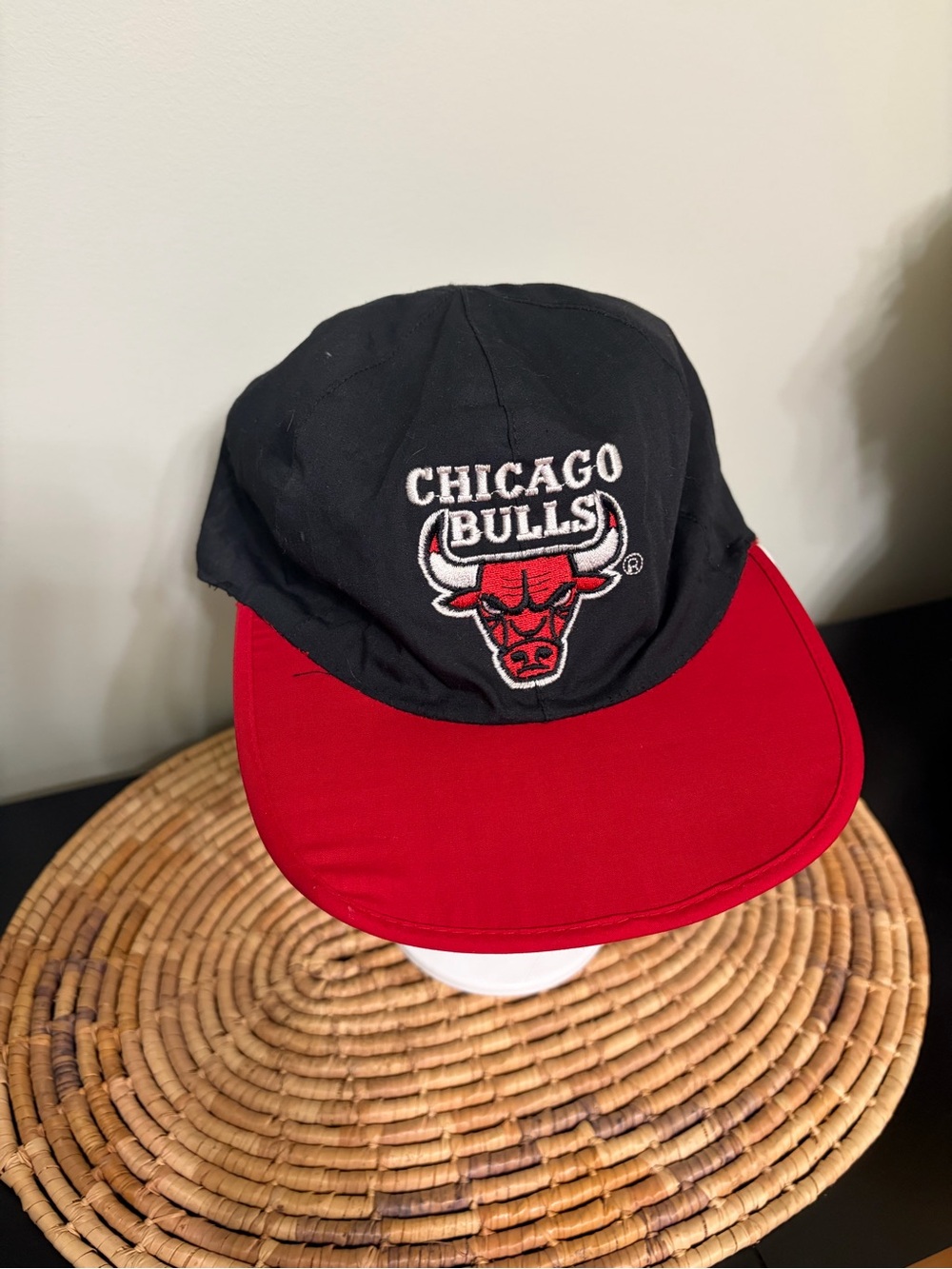 Vintage Starter Chicago Bulls reversible bandana baseball hat adjustable